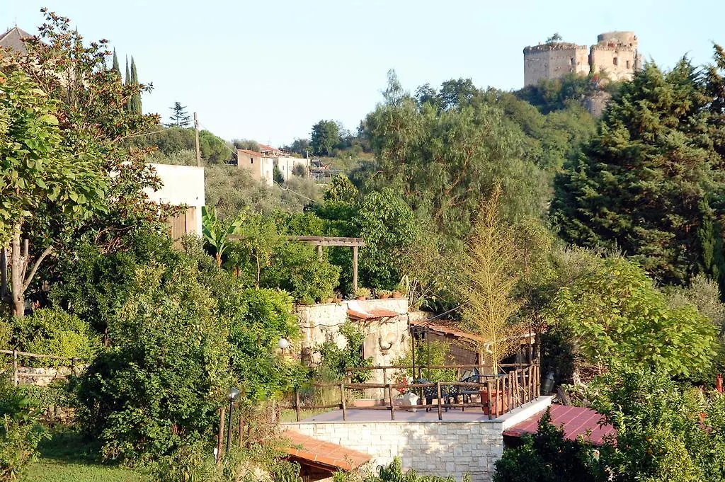 Agriturismo La Rocca Di Perti Finale Ligure Vakantieboerderij