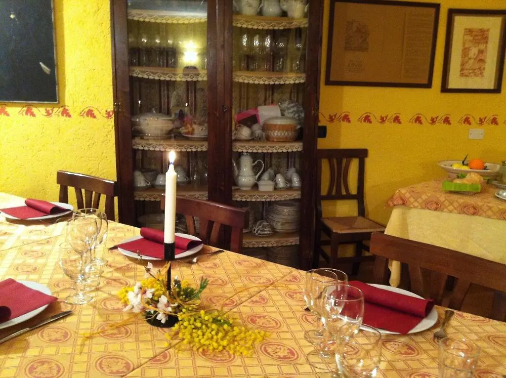 Agriturismo La Rocca Di Perti Finale Ligure 0*,  Italië